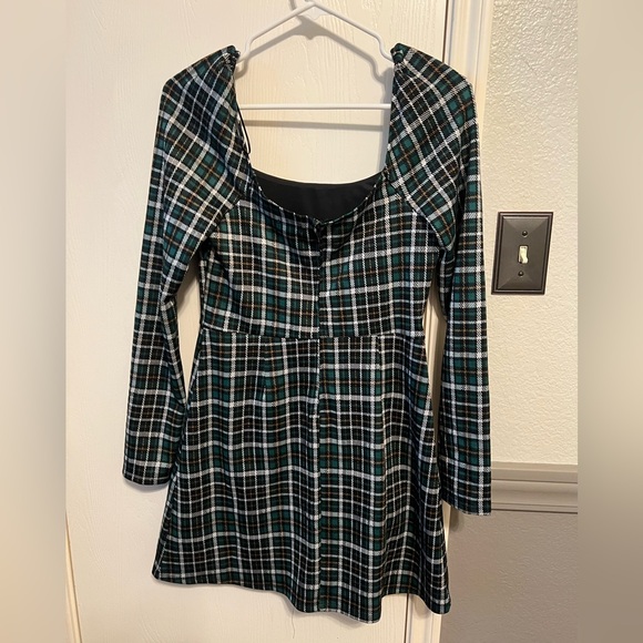 Francesca's Green Plaid Dress - Picture 4 of 4
